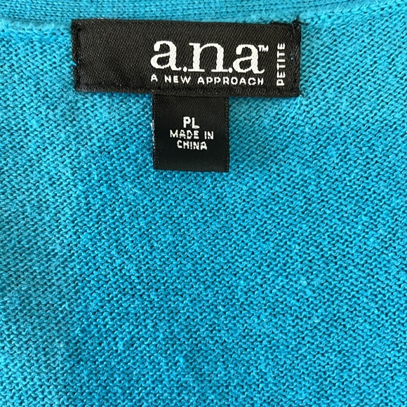 Aqua colored short sleeved shrug. Petite large - Picture 4 of 4